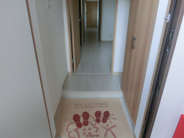 バレンシア三左衛門の物件内観写真